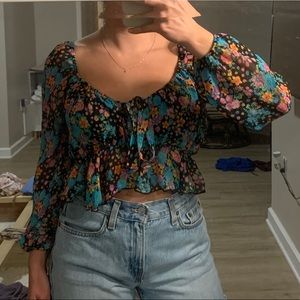 Wild honey size small floral cropped blouse